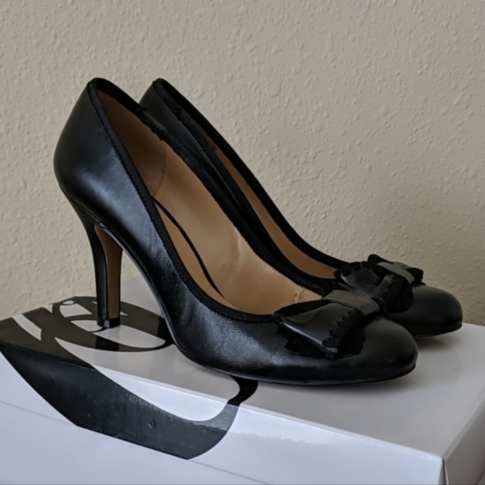 Nine West Black Pump